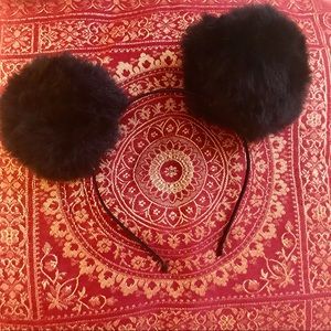Cute Pom Pom headband